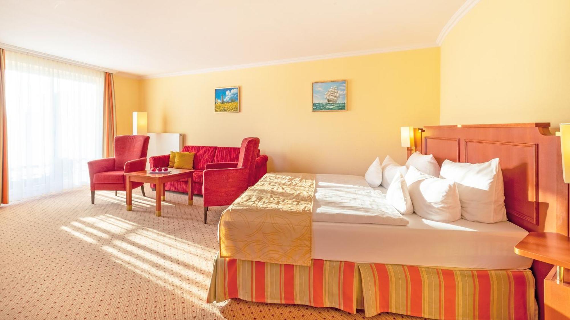 Hotel Zur Post - Ein Rovell Hotel Heringsdorf  Exteriör bild
