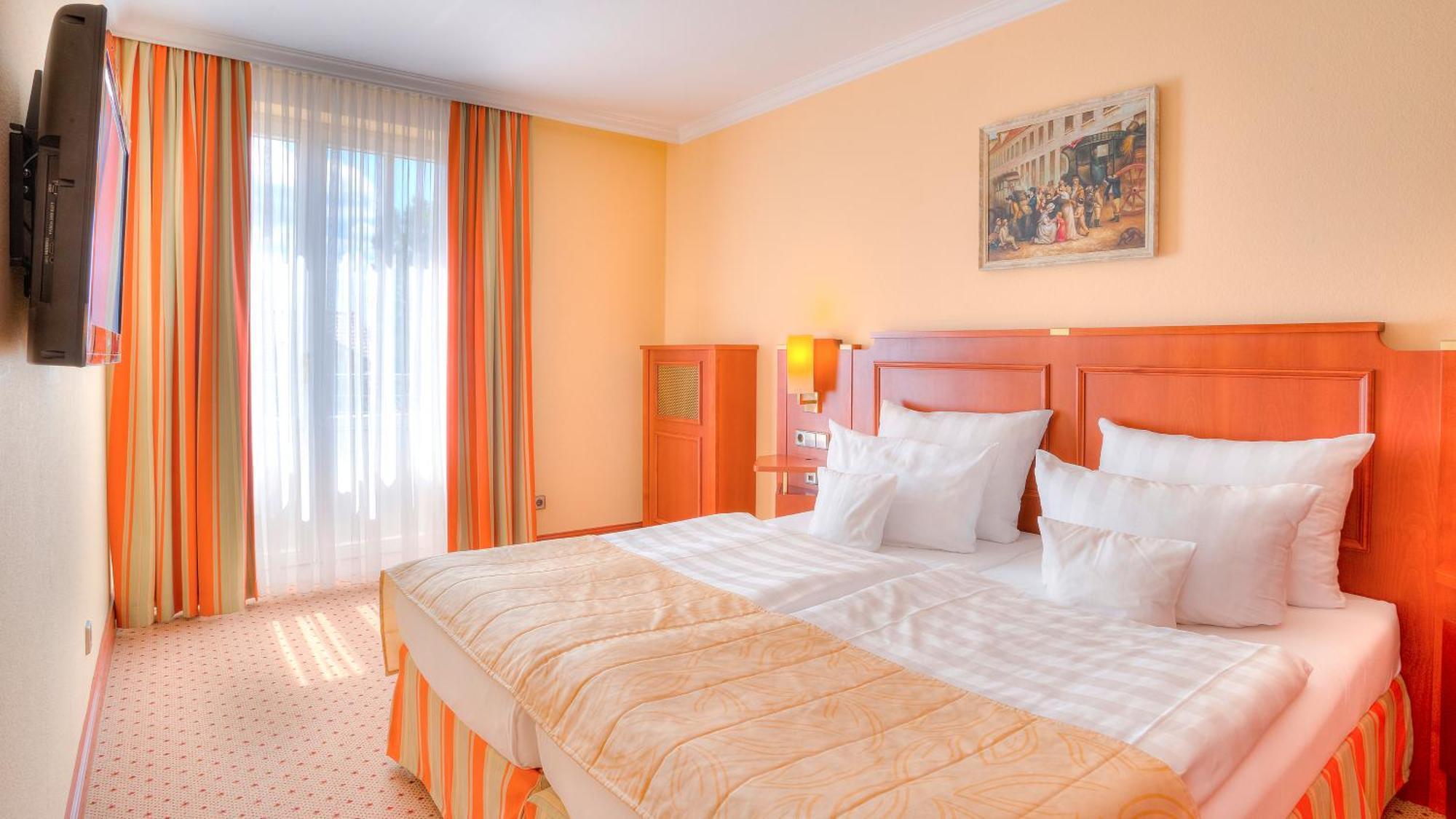Hotel Zur Post - Ein Rovell Hotel Heringsdorf  Exteriör bild