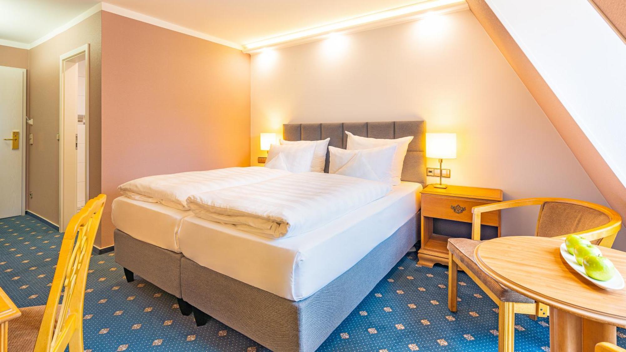 Hotel Zur Post - Ein Rovell Hotel Heringsdorf  Exteriör bild