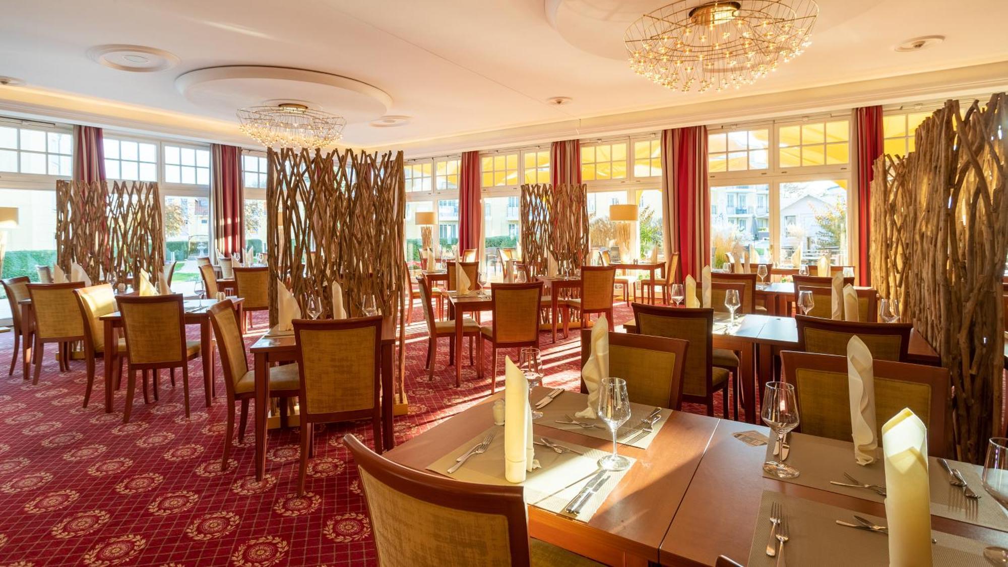 Hotel Zur Post - Ein Rovell Hotel Heringsdorf  Exteriör bild