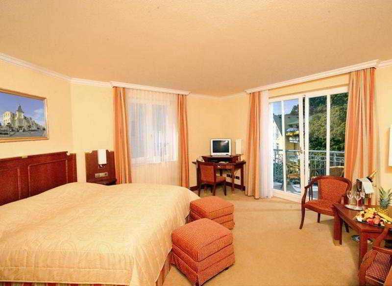 Hotel Zur Post - Ein Rovell Hotel Heringsdorf  Exteriör bild
