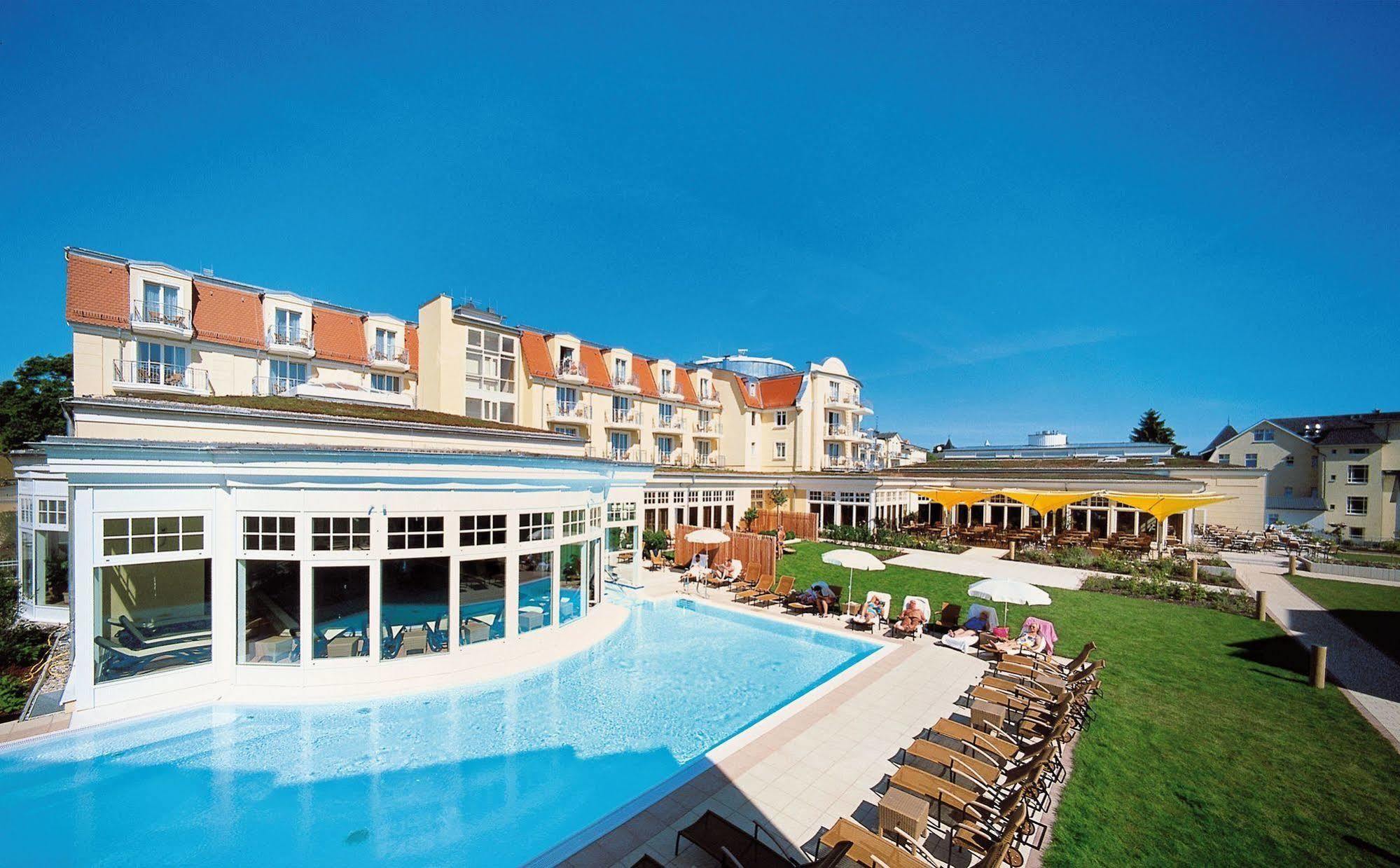 Hotel Zur Post - Ein Rovell Hotel Heringsdorf  Exteriör bild